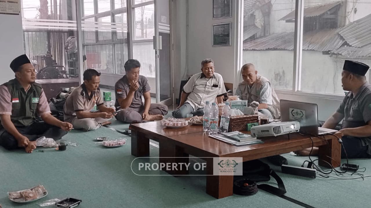 Solidaritas Tanpa Henti, Crew Ambulan NU Temanggung Gelar Rutinan Slapanan